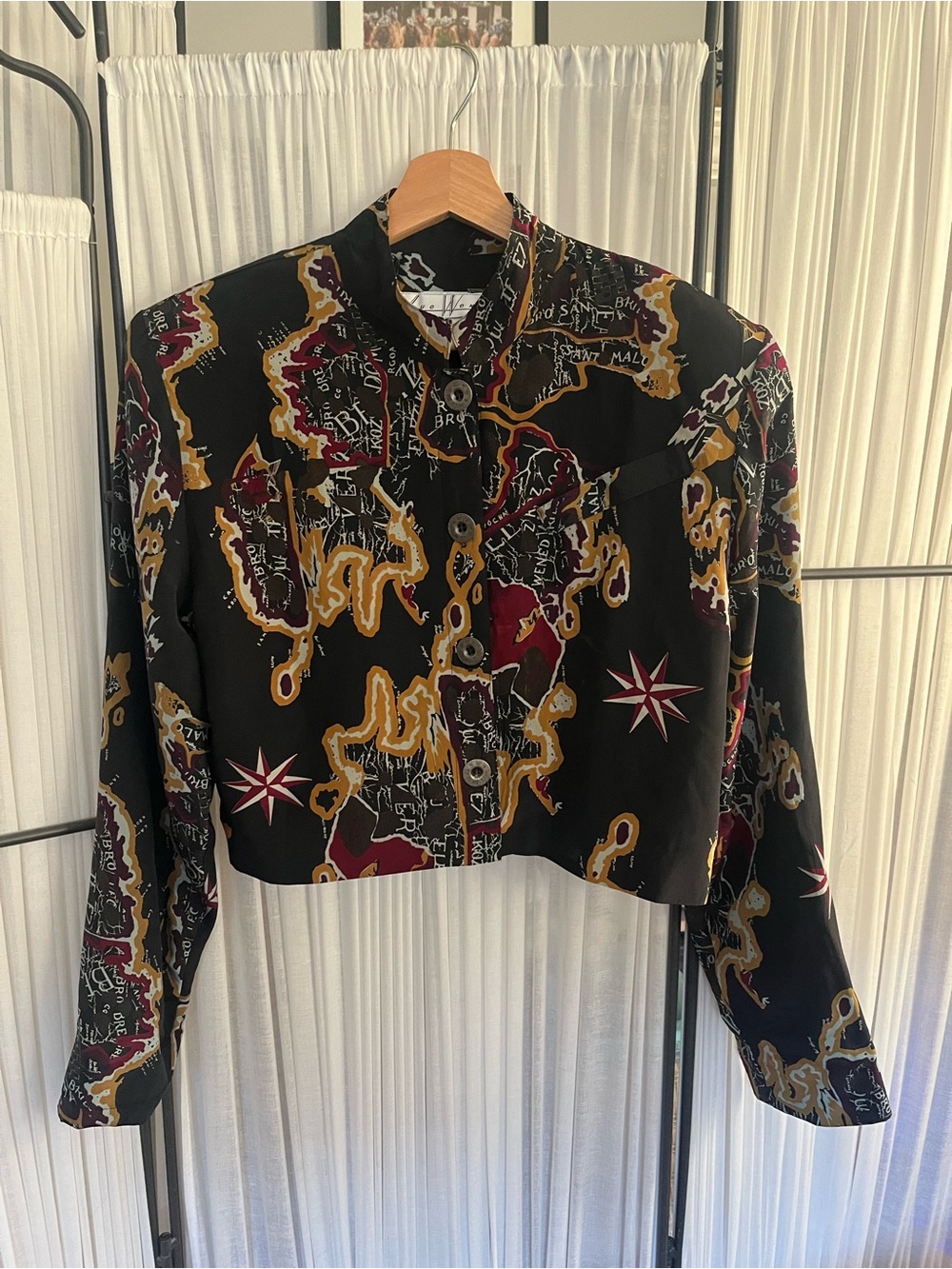 Vintage Sue Wong Cropped Button-Down Shacket with Abstract Blk Map Print - M